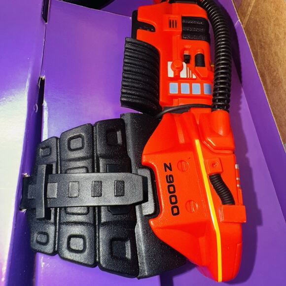 NEW NIB Vintage Galoob '91 100ft Lazer Pro 9000 Toy Gun Infrared Light Tag Sound - Picture 6 of 8